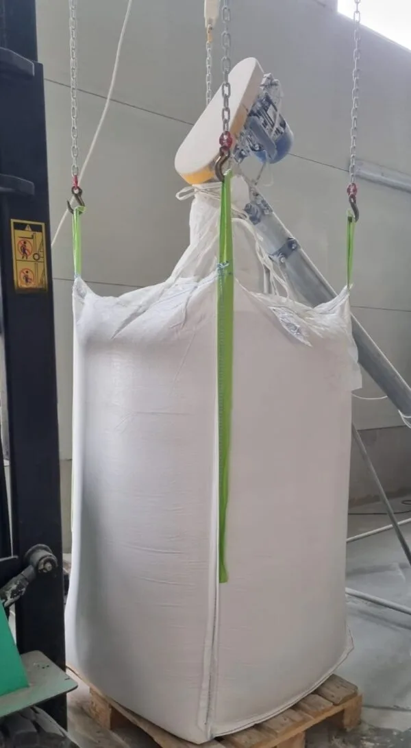 Lielmaiss (BIG BAGS) 95 x 95 x 180 cm ar 2 vārstiem
